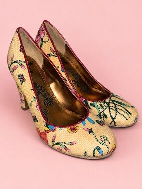 Naughty Monkey Floral Heels Pumps Straw Woven Multicolor Round Toe Size 8.5